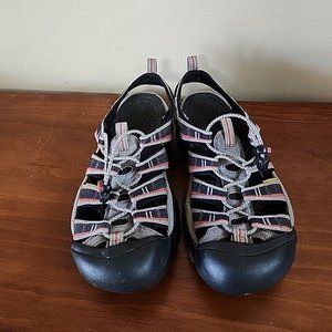 KEEN Men’s Newport Gray Red Hiking Waterproof Sport Sandals - Size 8